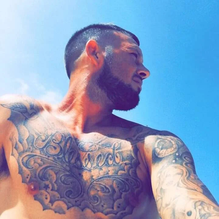 TattooedDaddy4You offline chatrum