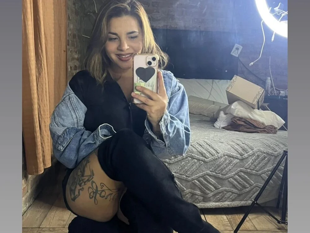 Sembang XXX Luar Talian ailenbella