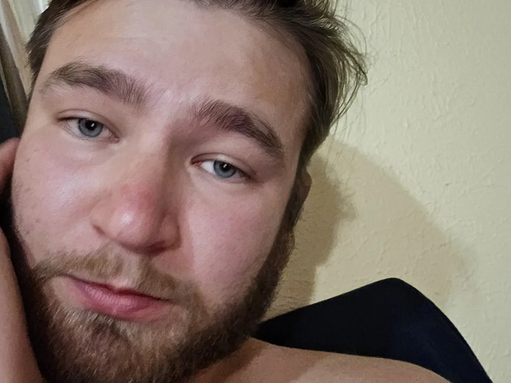mrnicecock13's Offline XXX Chat