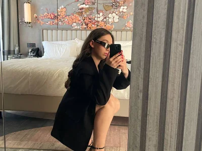 Arianahot777 profile