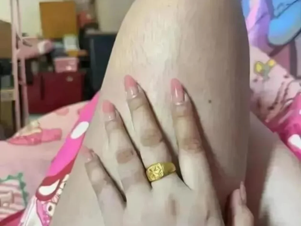 qwertyuiop---55 cam model