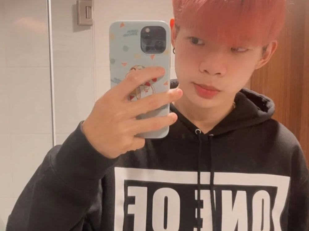 zzl9203 Chat XXX Ngoại tuyến