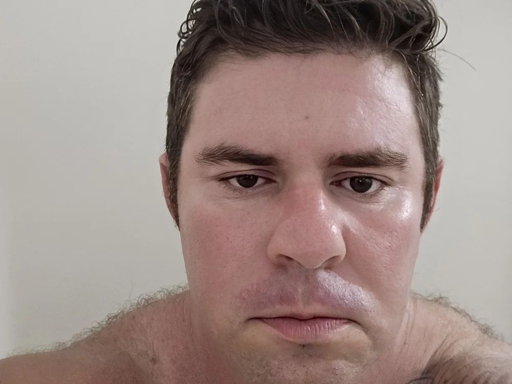 HulkSmash93932 offline XXX-chat