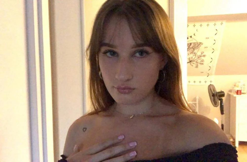 oliviaa19's Offline Chat Room