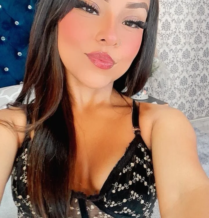 Phòng Chat Ngoại tuyến Scarlett_Tomson