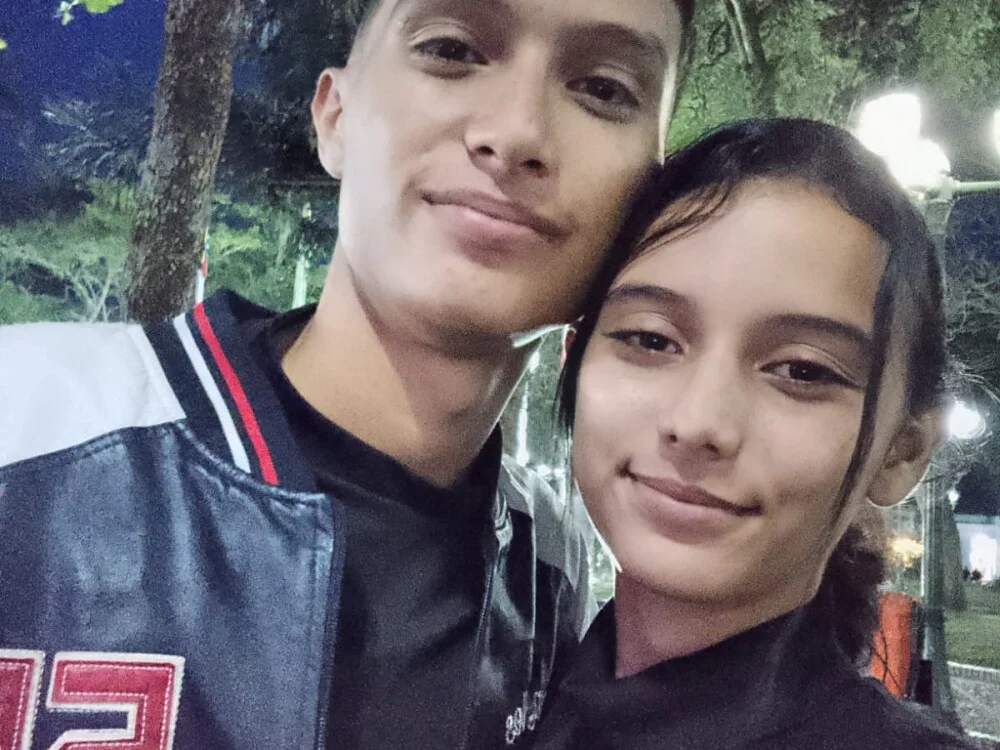 wildconnection: συνομιλία ΧΧΧ εκτός σύνδεσης