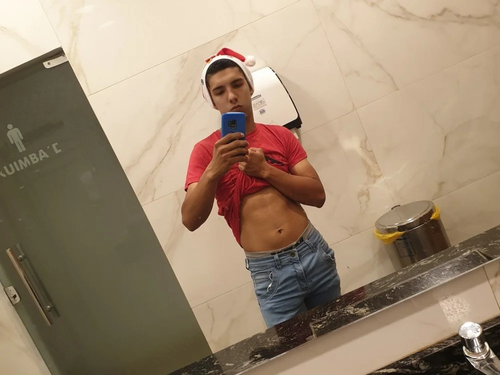 Offline chatovací místnost Lelitoooooooooo