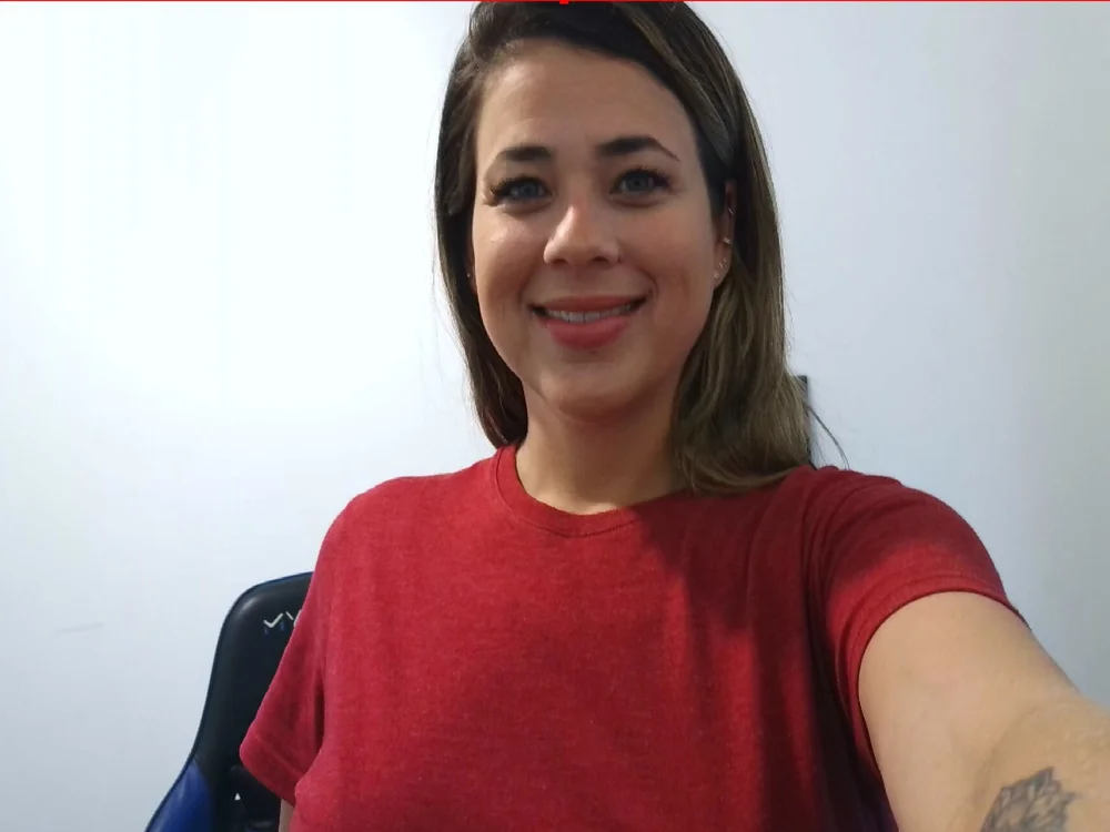 queenofcandy's Offline Chat Room