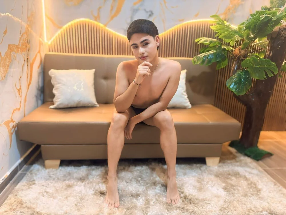 FemNoa Offline XXX-chat