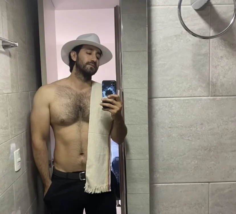 coolfreaky offline XXX-chat