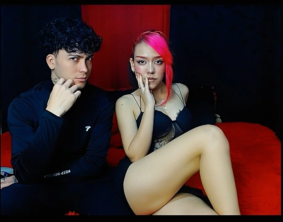 RUBY-AND-VIN's Offline XXX Chat