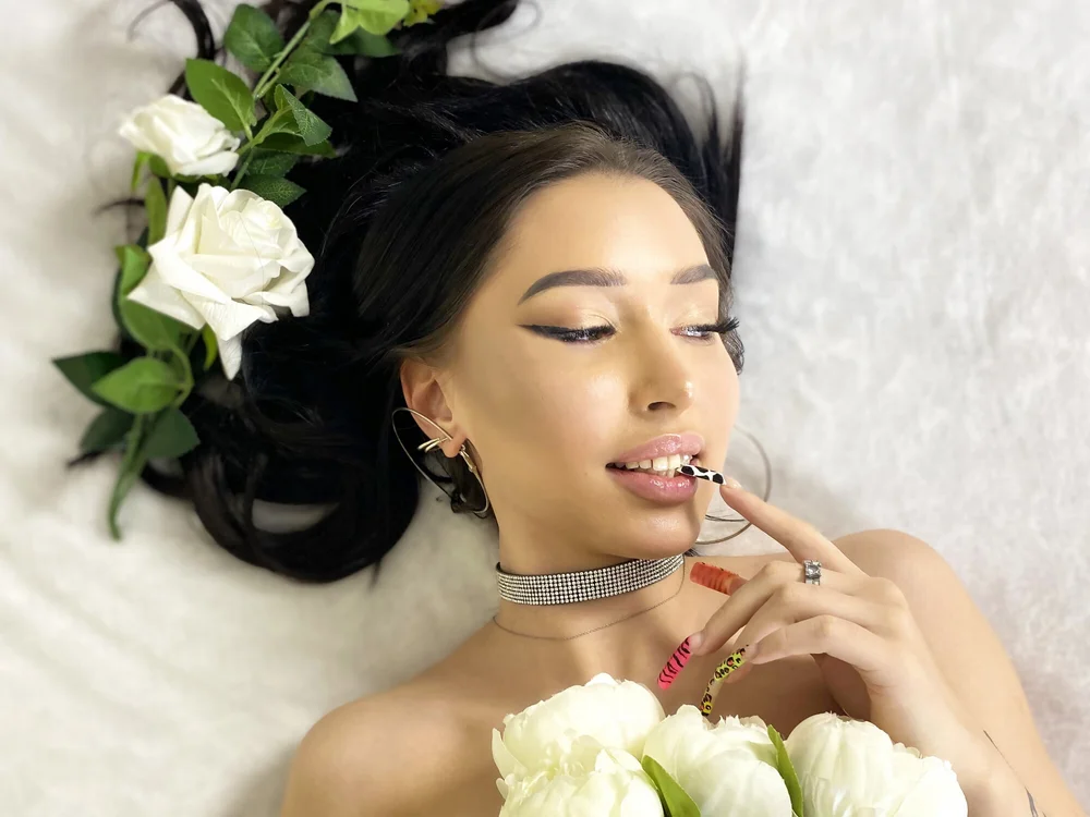 CarolineLarens' Offline XXX Chat