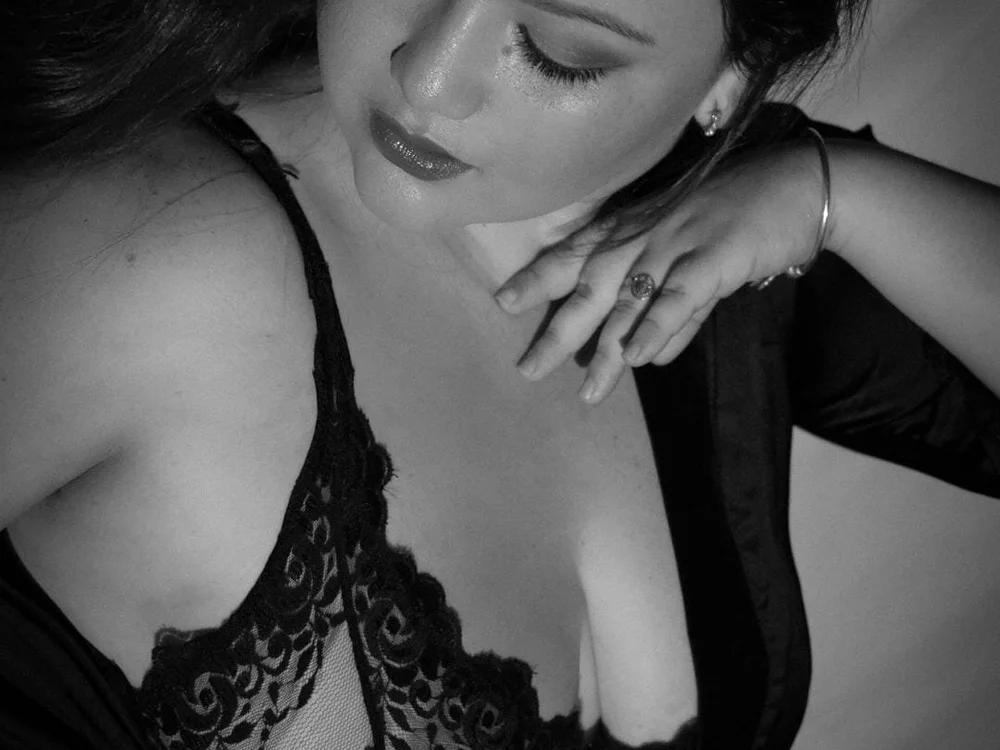 Gianna_curv's Offline XXX Chat