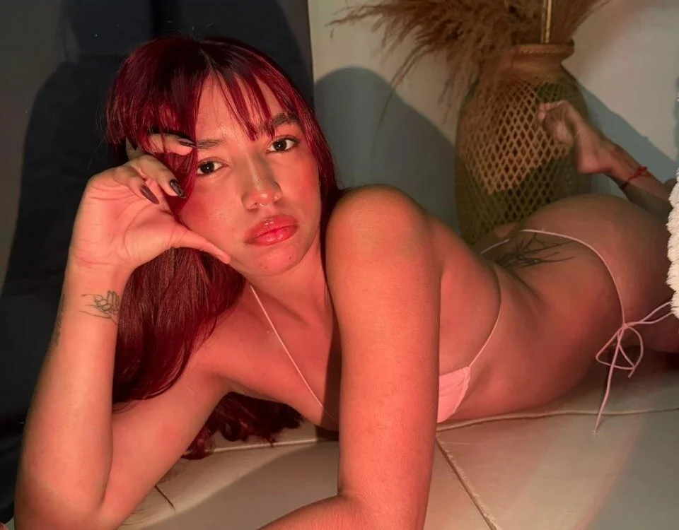 Offline XXX chat modela emi_ricci