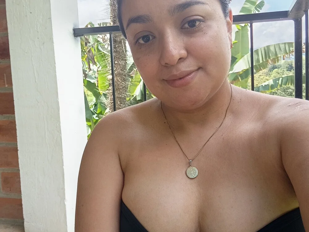 Chat +18 off-line de Alejita_17