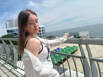 MollyMoors Female Middlepricedprivates Cam Nude