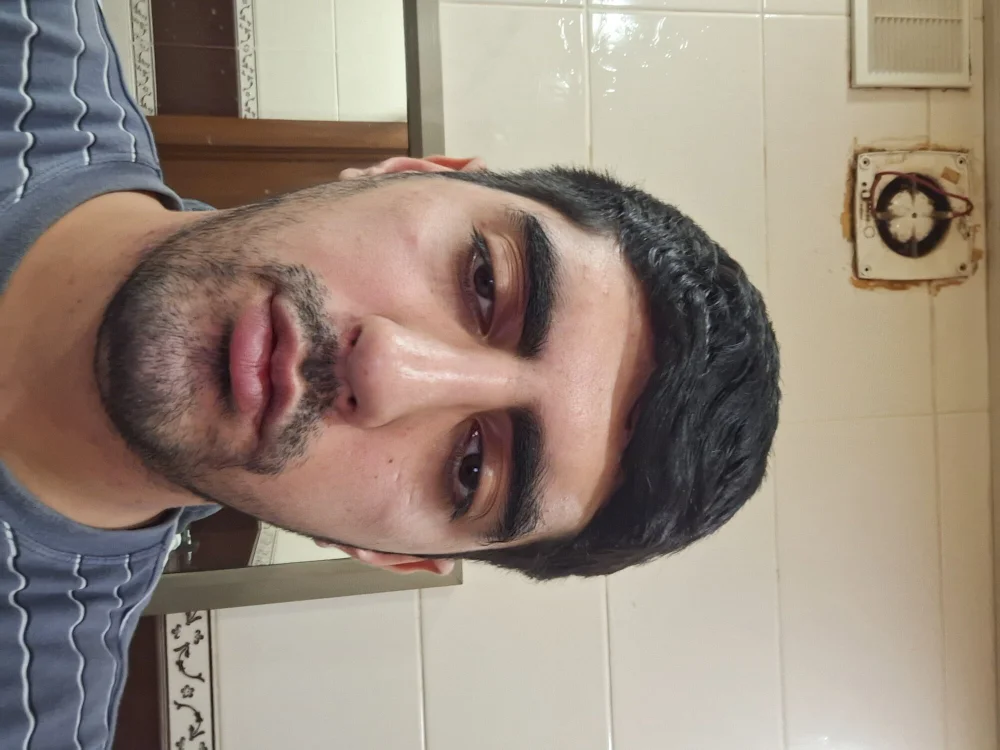 Nihad1999's Offline Chat Room