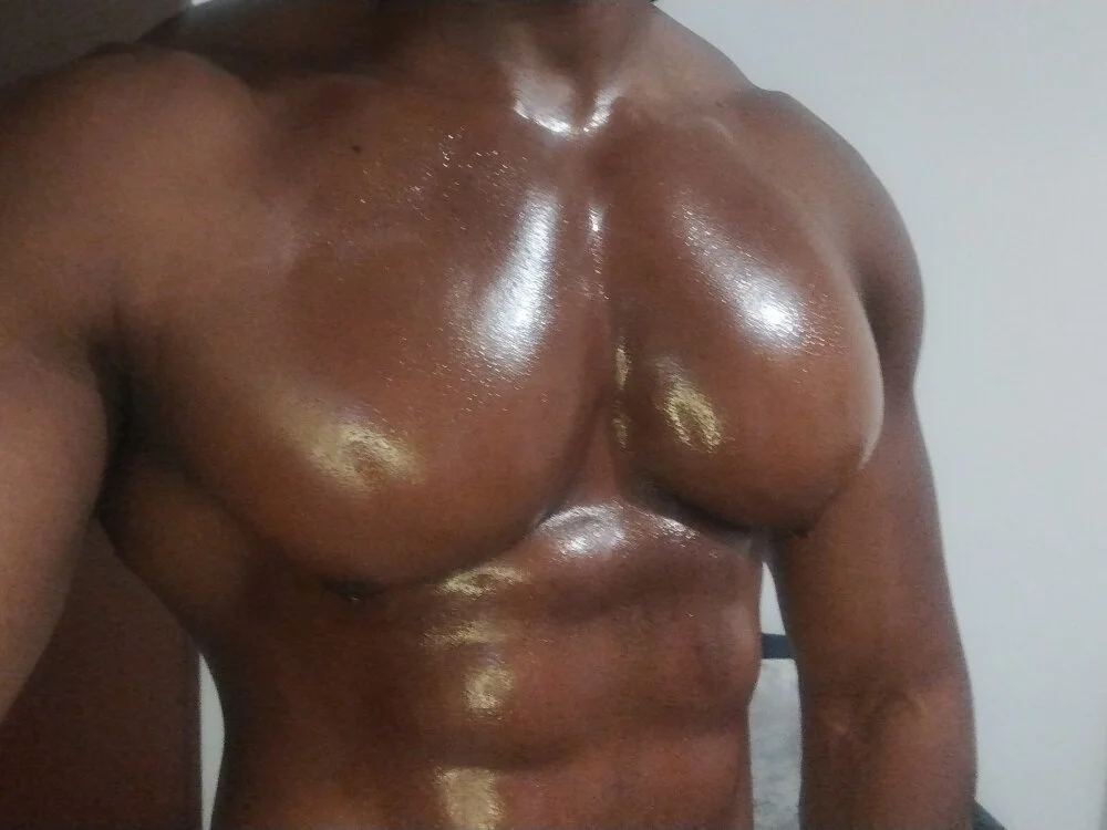 pecsblack888's Offline XXX Chat