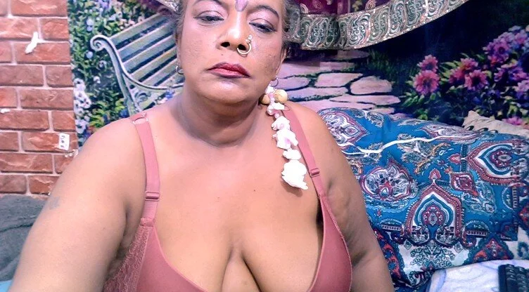 IndianAce1 Offline XXX Chat