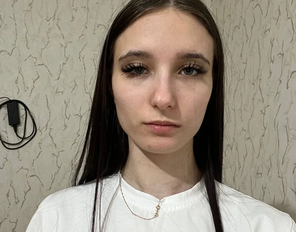 SkinnyAshley cam model