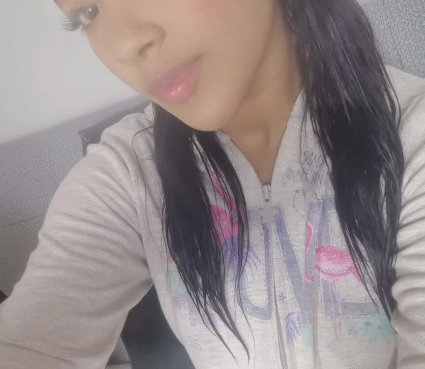 Arenita_morena's Offline XXX Chat