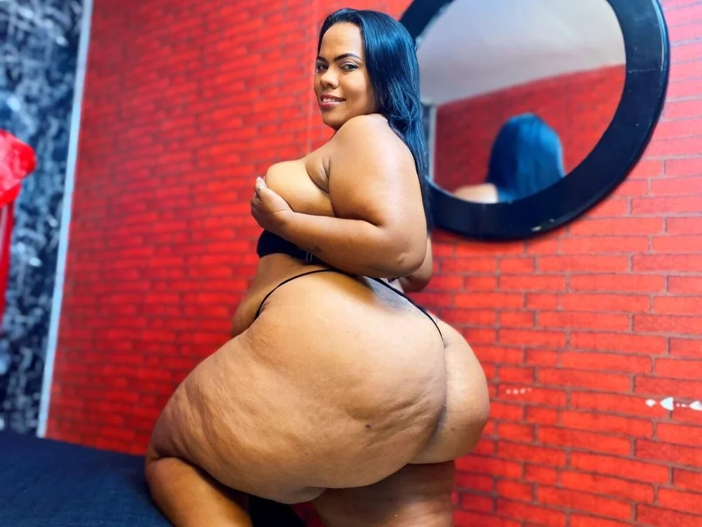 WALESKABBW_ASS live cam model on stripchat