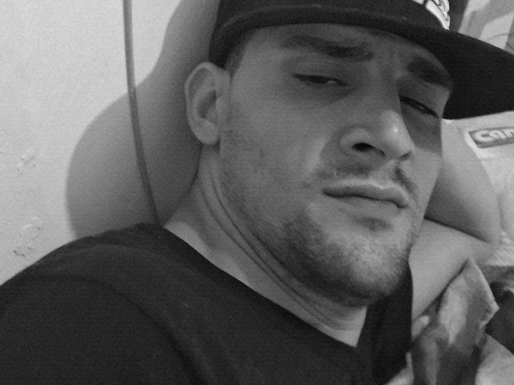 barsal03's Offline XXX Chat