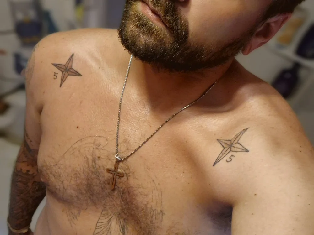 5HotGuySpence5 offline chatrum