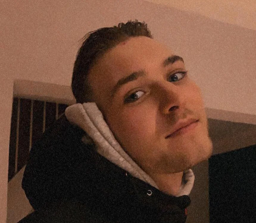 blastedgirth 离线XXX聊天