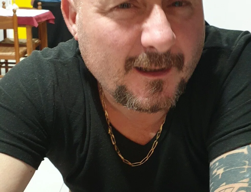kiki332301 offline chatrum