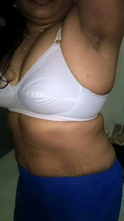 urvashi-28 offline chatrum