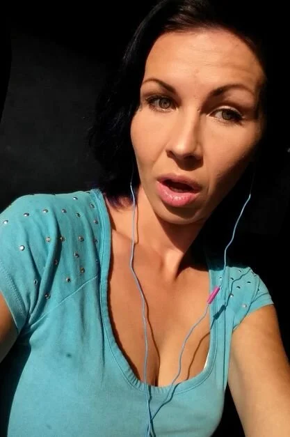 Milky_Milf's Offline XXX Chat