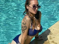 LeonaFox's webcam live show