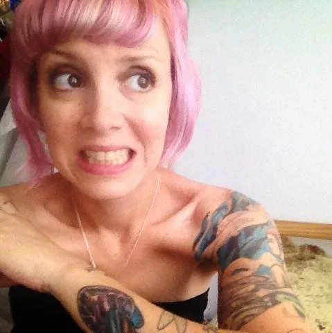 vintagelorraine's Offline XXX Chat