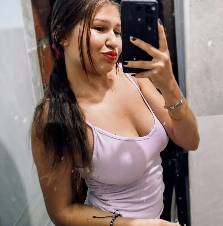 Bella_and_Jacob: офлайн-секс-чат