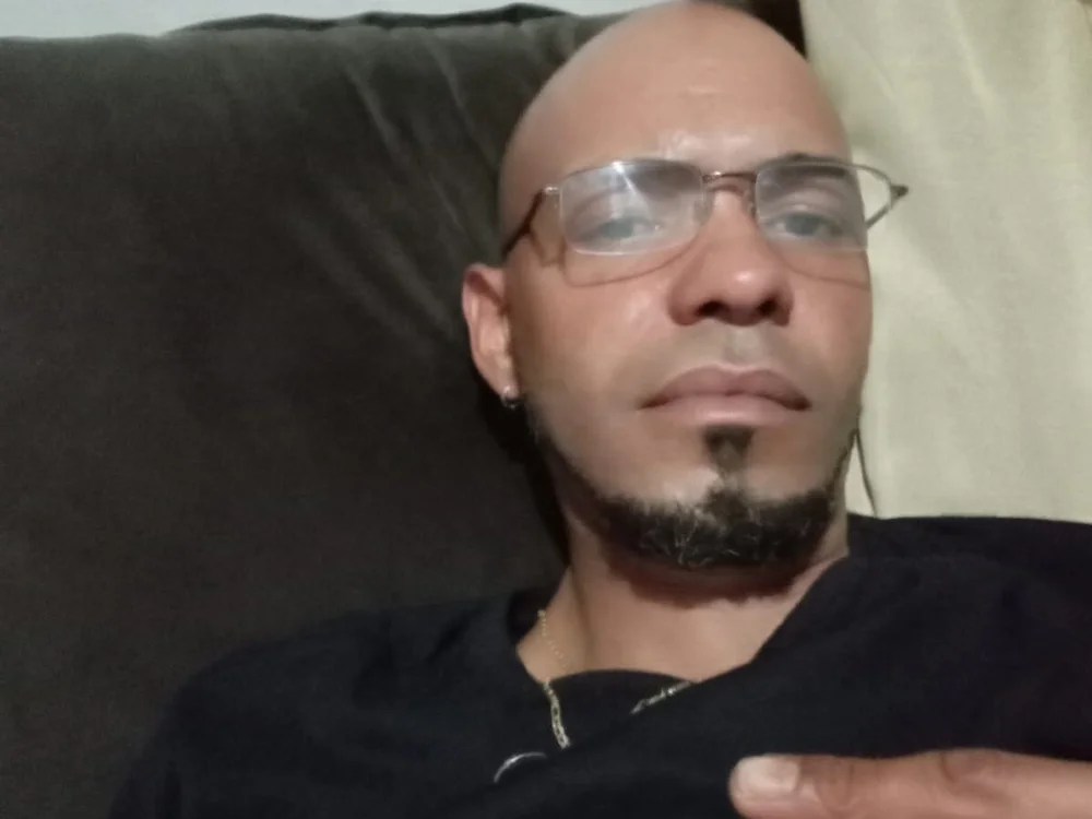 Samysam69@xh's Offline Chat Room