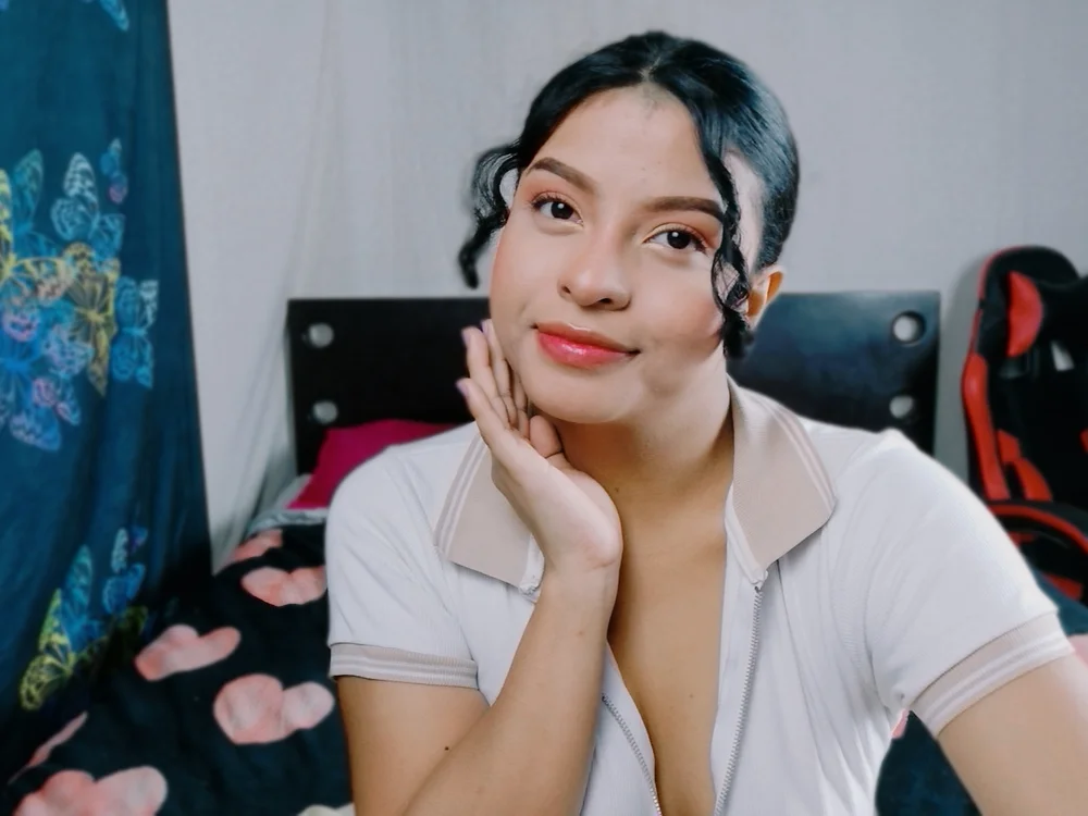 Lulupeach69's Offline XXX Chat