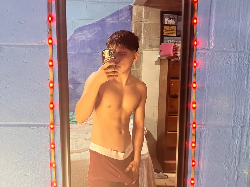 Yashuo54のオフラインXXXチャット