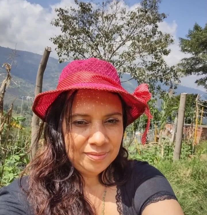 sara_milf__ offline chatrum