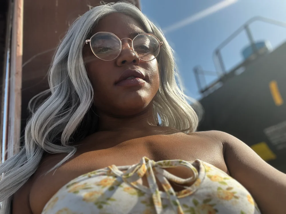 BuyMyFatAss Offline XXX-Chat