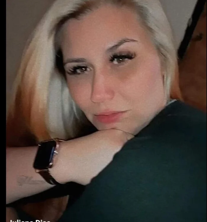 SelenaMarks' Offline Chat Room