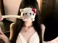 Seductive-- webcam model