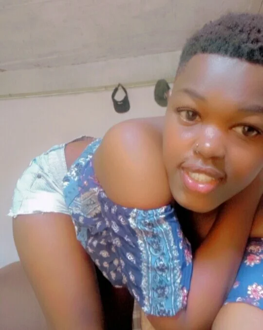 Offline XXX chat babe_liz