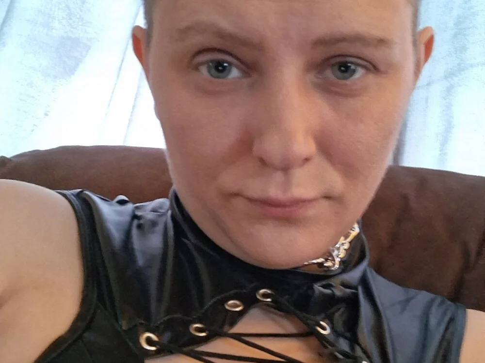 Baldbabey Chat XXX offline