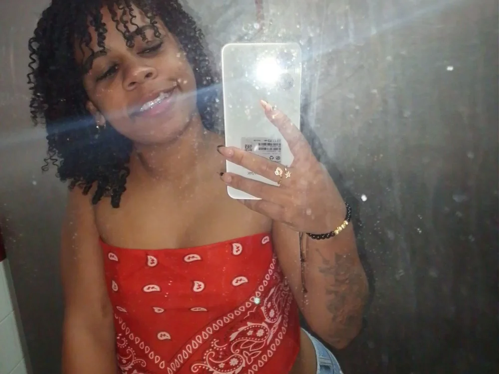 Chat +18 off-line de emavalleris_moon