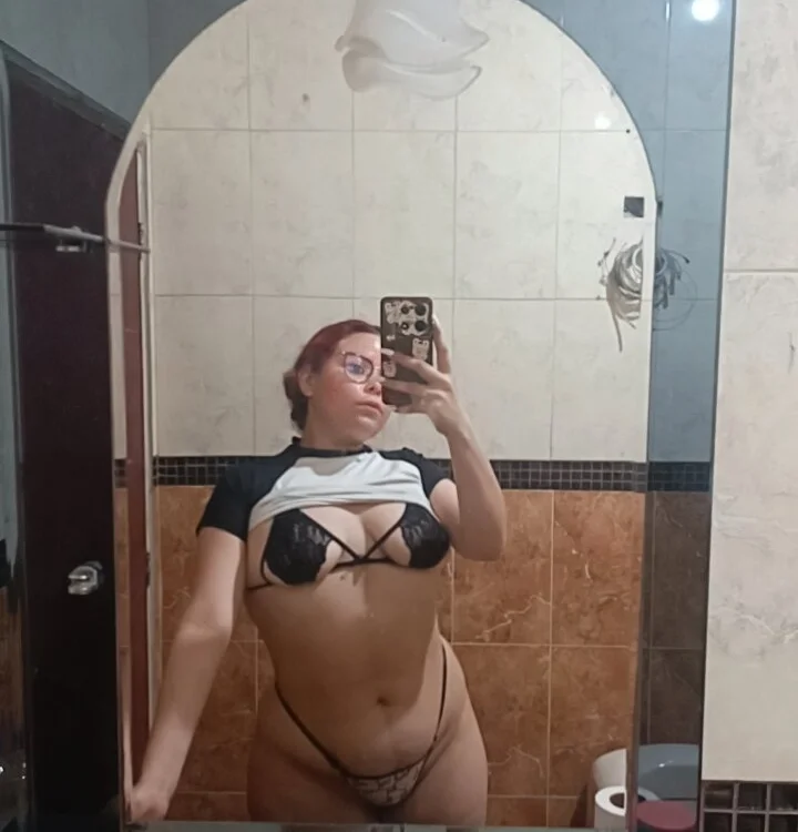 Blanquita_vip: офлайн-секс-чат