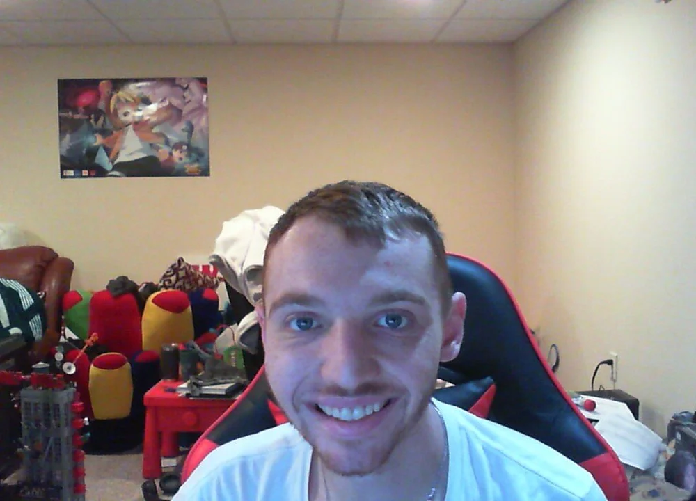 Phantm420__ offline chatrum