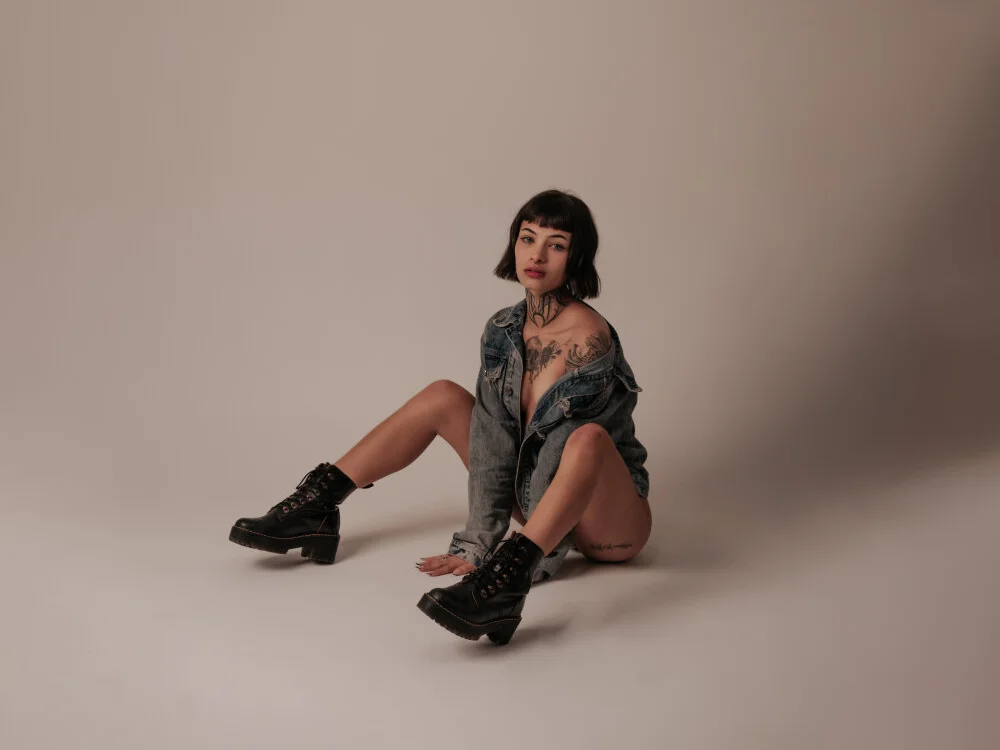 aa_lunit's Offline XXX Chat