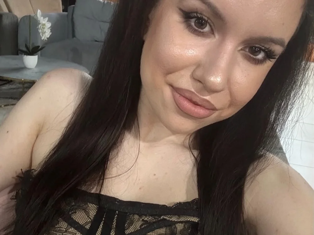 LarissaKennedy 离线XXX聊天