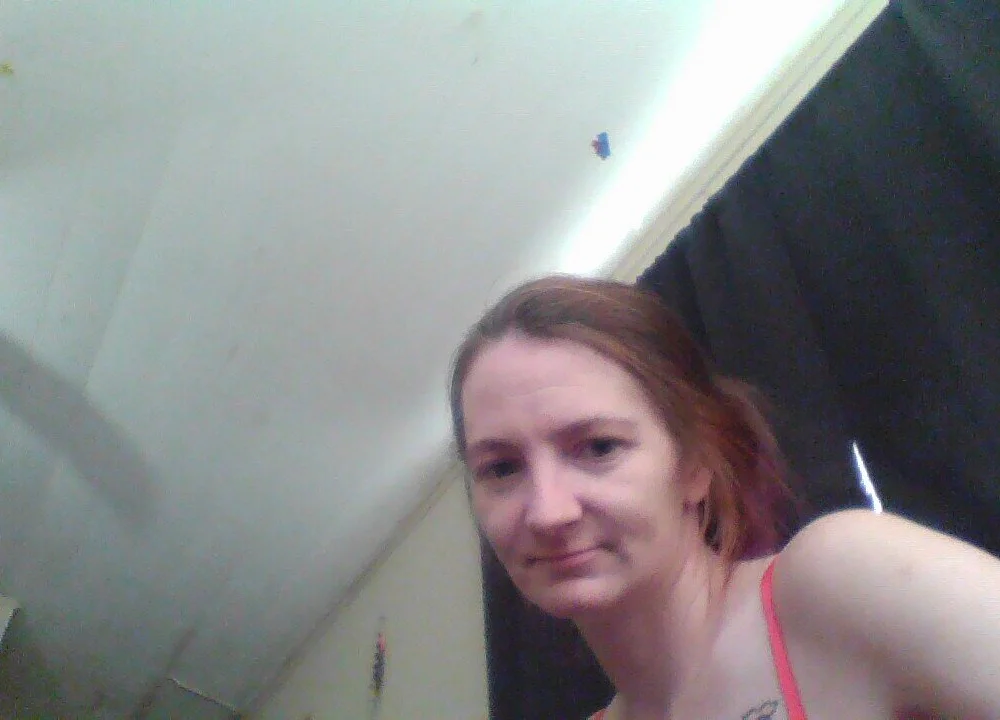 mac12366's Offline Chat Room